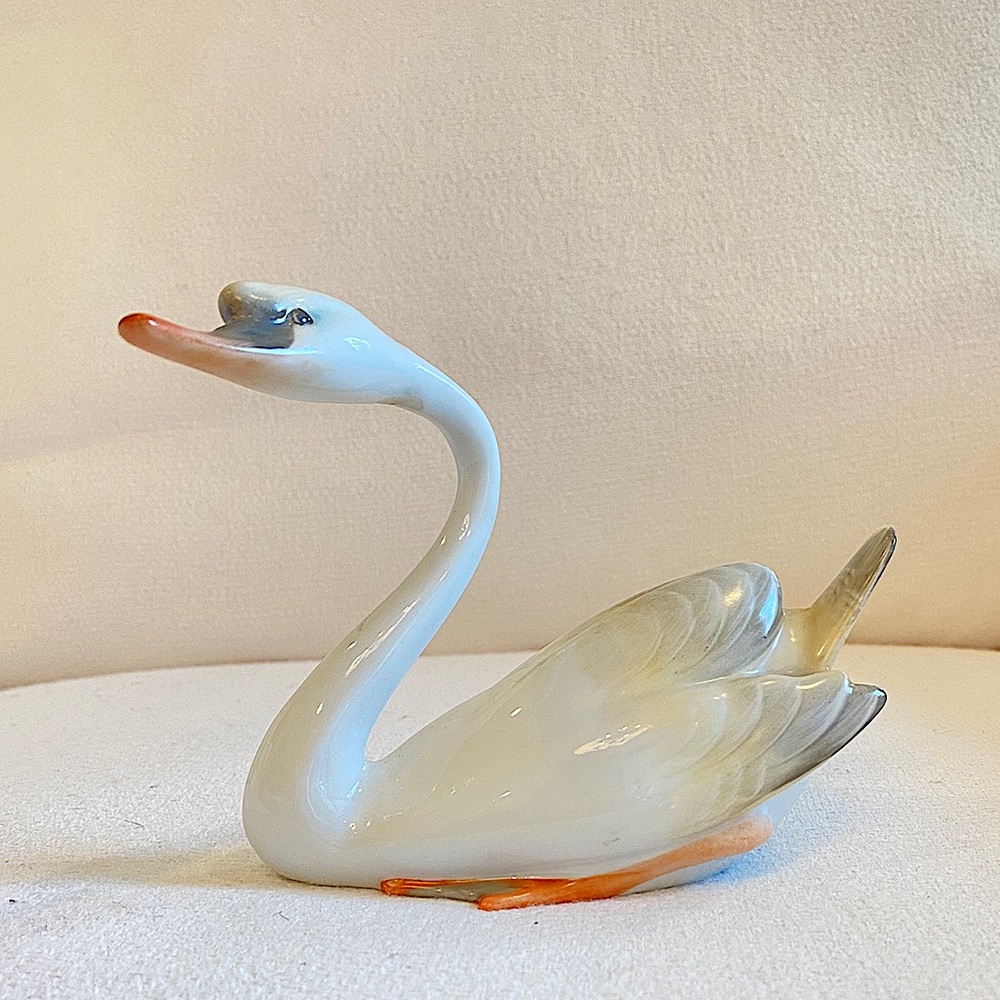 Herend Swan